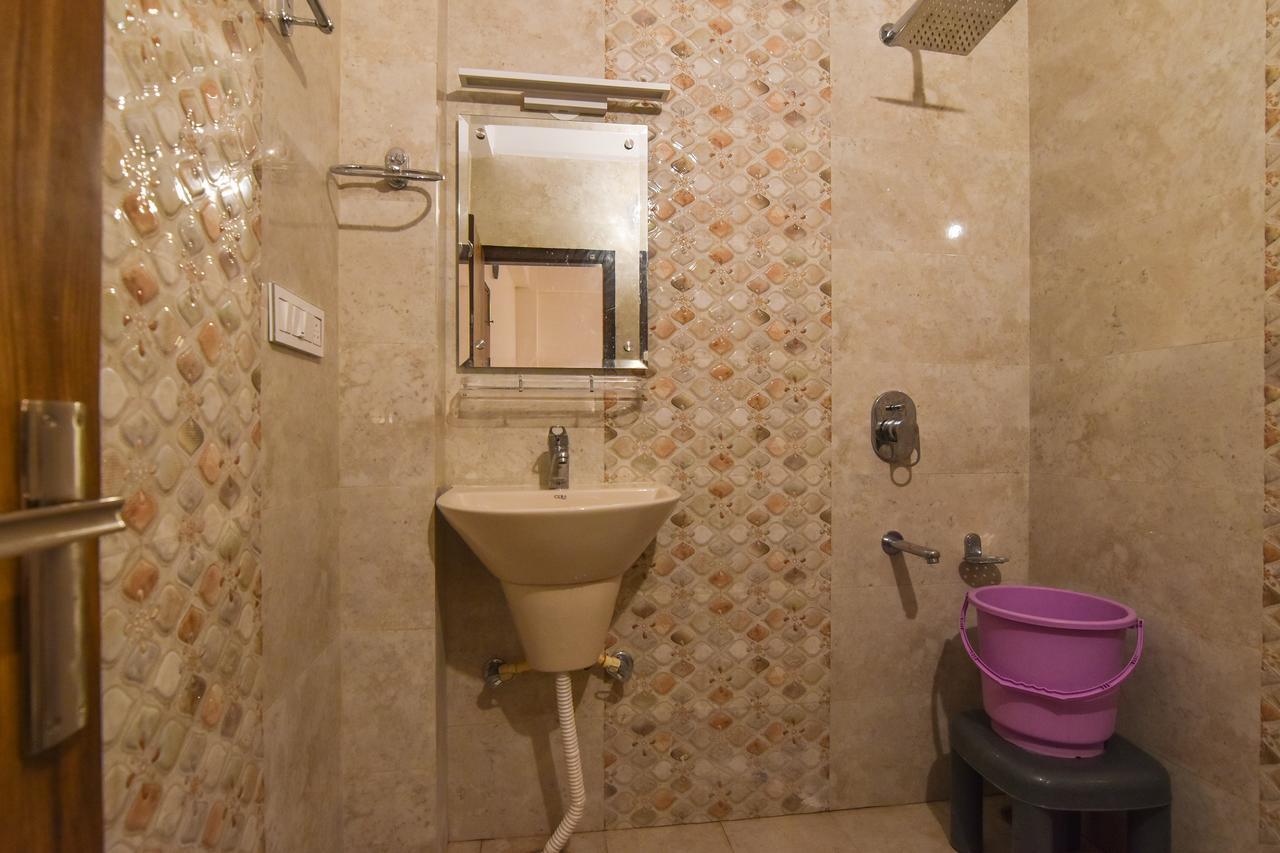 Dhanlaxmi Apartments Шимла Екстериор снимка