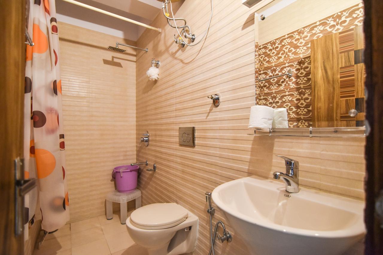 Dhanlaxmi Apartments Шимла Екстериор снимка