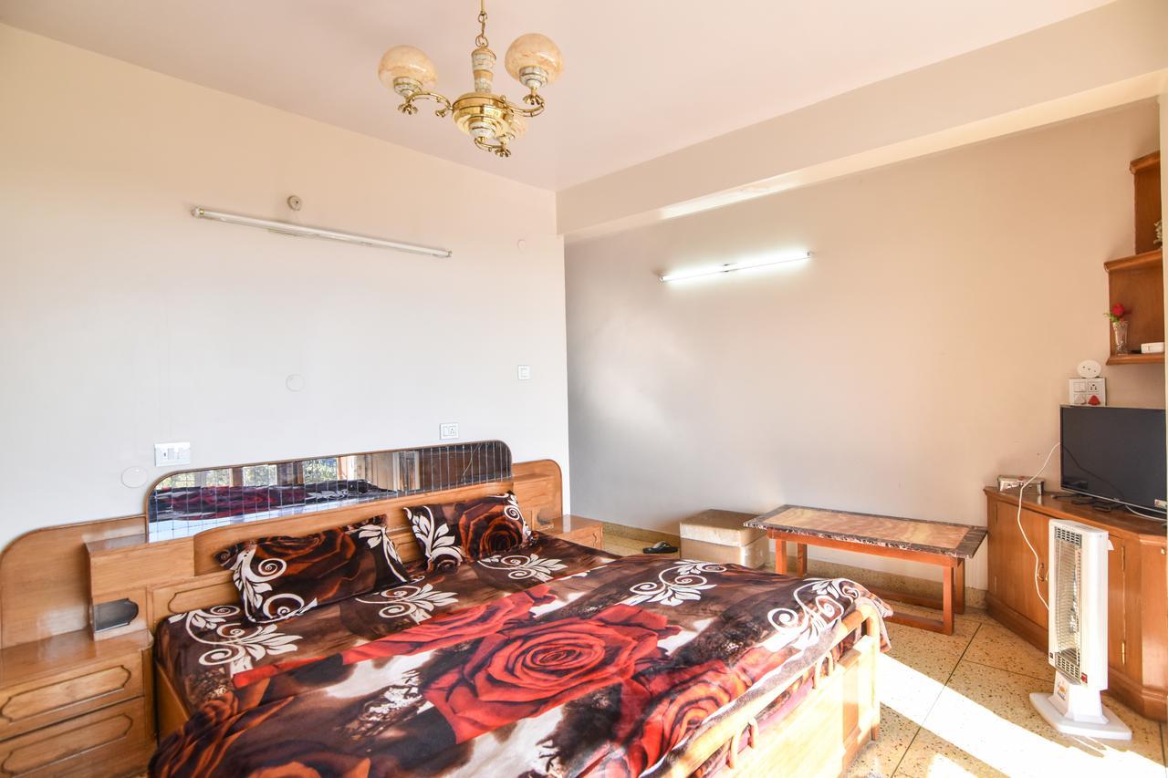Dhanlaxmi Apartments Шимла Екстериор снимка